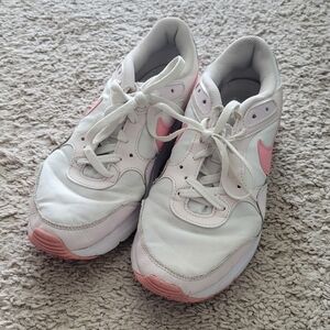 Nike Women's Sneakers White and Pink